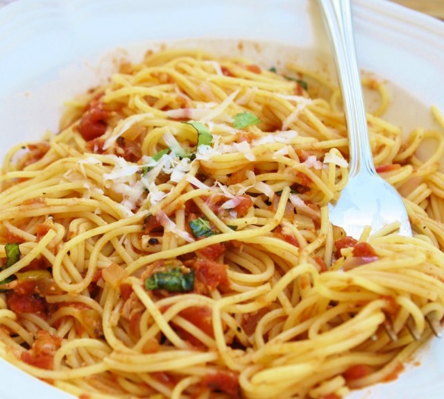 pasta.tomato