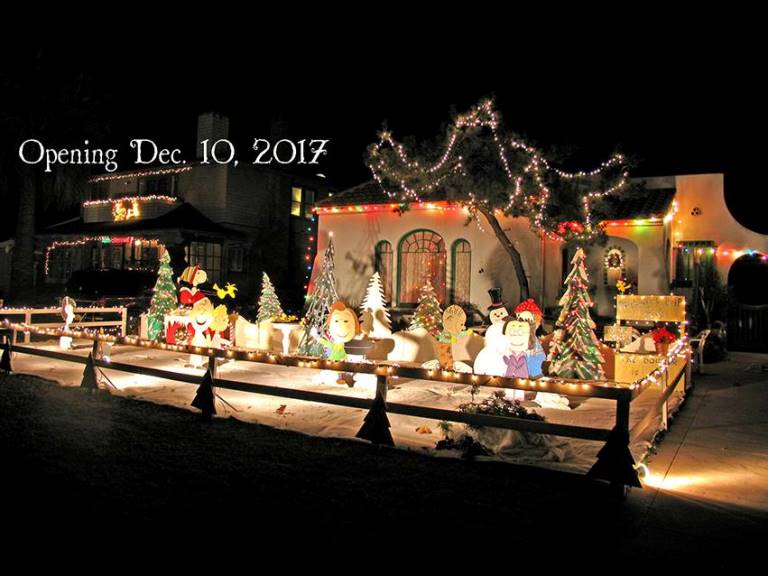 Hear Ye! Hear Ye! Come All Ye Faithful Oxnard’s Christmas Tree Lane