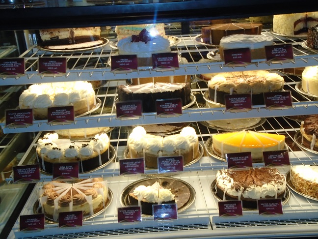The Cheesecake Factory comes to The Collection at RiverPark