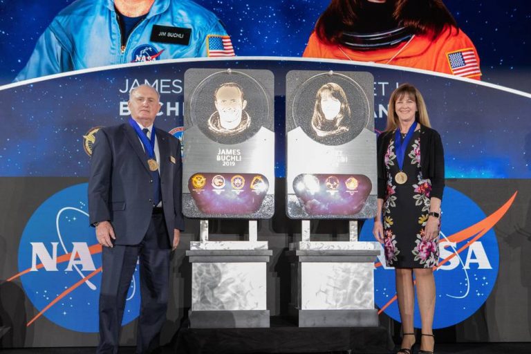 Veteran NASA Astronauts Inducted into US Astronaut Hall of Fame
